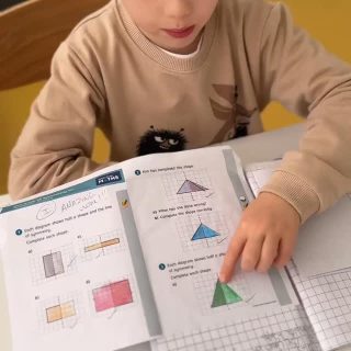 For this Year 2 student, maths is only part of the achievement. Alongside clear thinking and carefully presented work, he’s also learning how to share his ideas out loud in a non-native language. That takes confidence, patience, and persistence. His attention to detail, neat approach, and willingness to work through his thinking, even when the words don’t come easily, are exactly what Wow Work is about.
Moments like these show why recognition matters. It celebrates strong work, visible progress, and the courage to show up and do your best, reminding students that their effort and their voice are both valued.